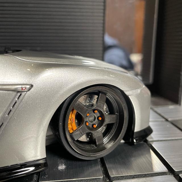京商 1/18ニッサン GT-R R35 プレミアム エディション(カスタム) < ホビー  京商 1/18ニッサン GT-R R35 プレミアム エディション(カスタム) < ホビーの