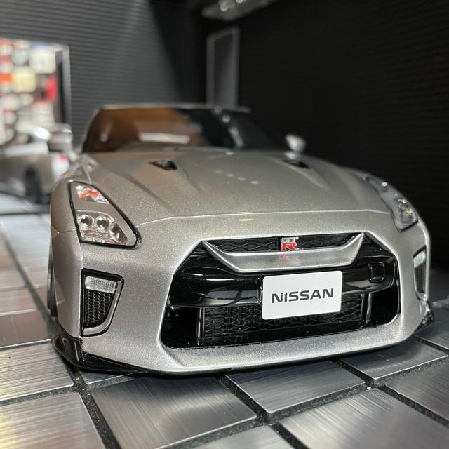 京商 1/18ニッサン GT-R R35 プレミアム エディション(カスタム) < ホビー  京商 1/18ニッサン GT-R R35 プレミアム エディション(カスタム) < ホビーの