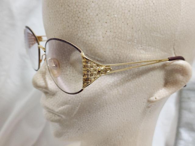 正規良 Dior CDロゴ オールド ゴシックラグジュアリーフレーム アイウェア ゴールドオープンクロス サングラス○眼鏡 付属有 < ブランド  正規良 Dior CDロゴ オールド ゴシックラグジュアリーフレーム アイウェア ゴールドオープンクロス サングラス○眼鏡 付属有 < ブランドの