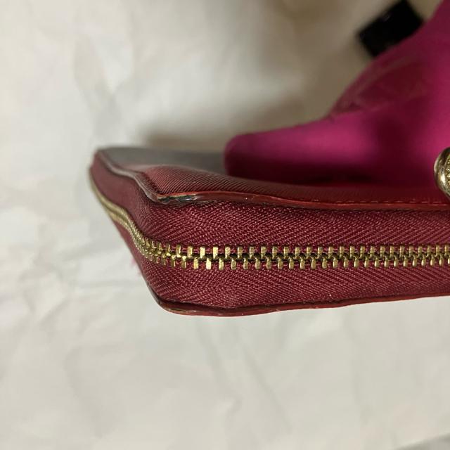 【マークバイマークジェイコブス】 ラウンドファスナー / 長財布 / 茶 赤 < ブランド  【マークバイマークジェイコブス】 ラウンドファスナー / 長財布 / 茶 赤 < ブランドの