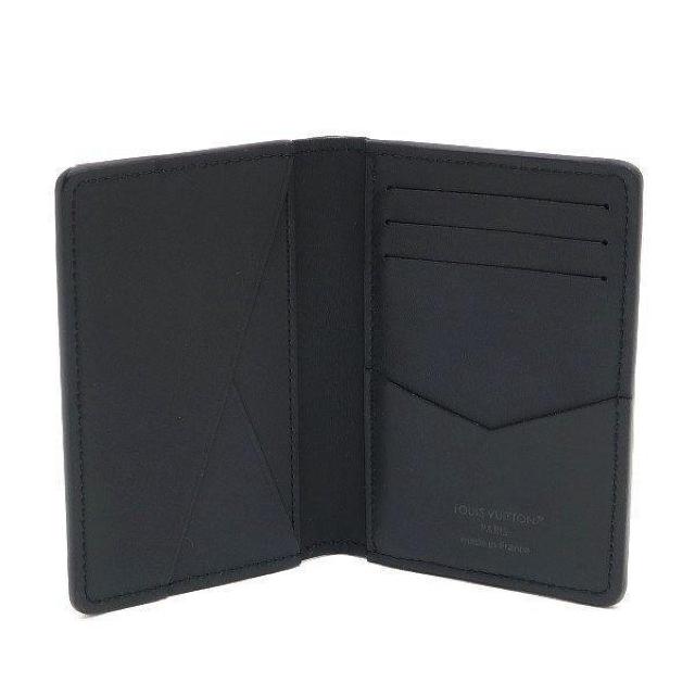 ◆ 本物 新品同様 ◆ LV ルイヴィトン トリヨンレザー カードケース 名刺入れ 黒 ブラック 人気 保存袋 箱 M69044 < ブランド  ◆ 本物 新品同様 ◆ LV ルイヴィトン トリヨンレザー カードケース 名刺入れ 黒 ブラック 人気 保存袋 箱 M69044 < ブランドの