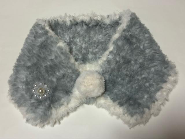 ハンドメイド ネックウォーマー ふわふわモコモコ ポンポン パールビーズ お花 < 女性ファッション  ハンドメイド ネックウォーマー ふわふわモコモコ ポンポン パールビーズ お花 < 女性ファッションの