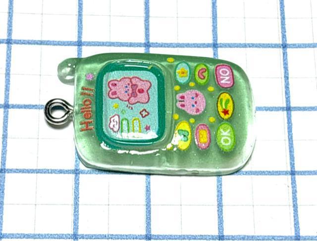 828 緑色半透明 ラブリーな携帯電話 1個 樹脂パーツ アクセサリーチャーム スマホ < ペット/手芸/園芸 828 緑色半透明 ラブリーな携帯電話 1個 樹脂パーツ アクセサリーチャーム スマホ < ペット/手芸/園芸の