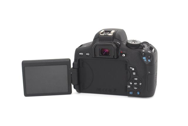 Wi-Fi機能内蔵でスマホにラクラク転送♪Canon Kiss X8i ボディ♪ < 家電/AV Wi-Fi機能内蔵でスマホにラクラク転送♪Canon Kiss X8i ボディ♪ < 家電/AVの