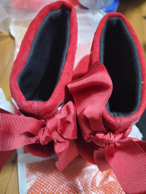 新品赤ショートブーツリボン < 女性ファッション  新品赤ショートブーツリボン < 女性ファッションの