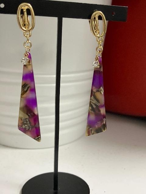 ハンドメイド アクリルパーツを使用したイヤリング < 女性ファッション  ハンドメイド アクリルパーツを使用したイヤリング  < 女性ファッションの