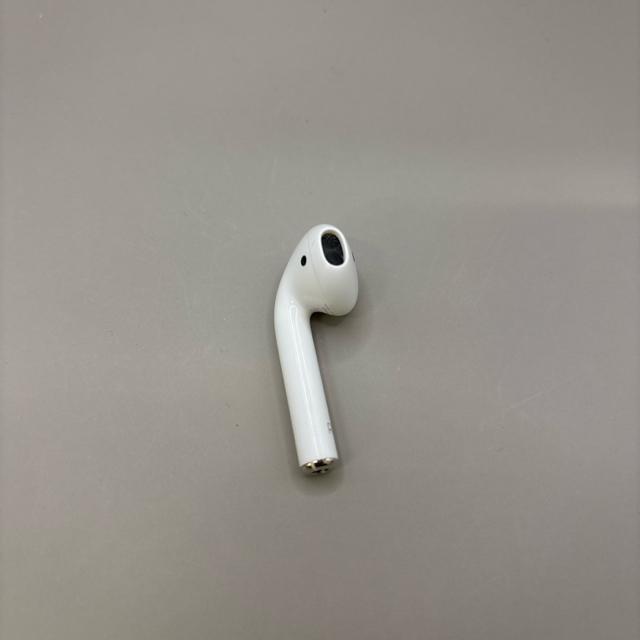 即決 Apple アップル AirPods 第二世代 右耳 A2032 < 家電/AV  即決 Apple アップル AirPods 第二世代 右耳 A2032 < 家電/AVの
