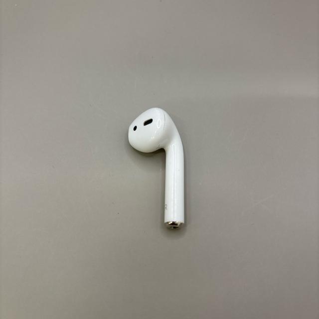 即決 Apple アップル AirPods 第二世代 右耳 A2032 < 家電/AV  即決 Apple アップル AirPods 第二世代 右耳 A2032 < 家電/AVの
