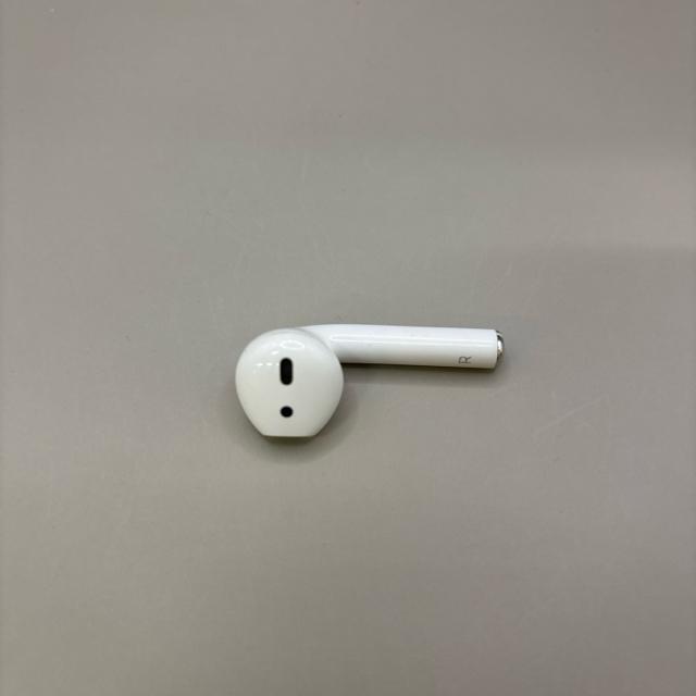 即決 Apple アップル AirPods 第二世代 右耳 A2032 < 家電/AV  即決 Apple アップル AirPods 第二世代 右耳 A2032 < 家電/AVの