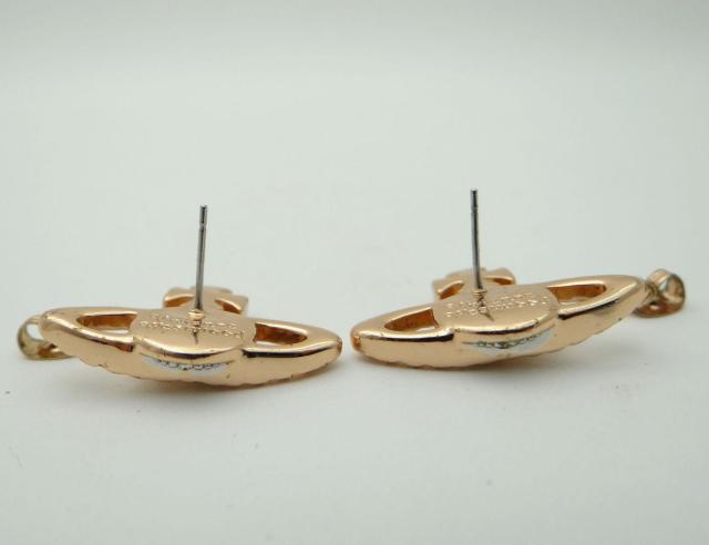 ヴィヴィアン ウエストウッド オーブモチーフ ラインストーン ピアス ピンクゴールド系<USED>【送料無料】 < ブランド ヴィヴィアン ウエストウッド オーブモチーフ ラインストーン ピアス ピンクゴールド系<USED>【送料無料】 < ブランドの