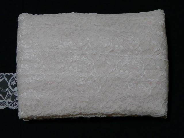 ラッセルレース 光沢のある淡いピンク系  広幅 9.5cm幅 5m < ペット/手芸/園芸  ラッセルレース 光沢のある淡いピンク系  広幅 9.5cm幅 5m < ペット/手芸/園芸の