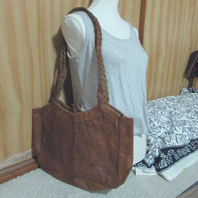 水牛革製ショルダーバッグ*2 ネパール製ハンドメイド < 男性ファッション 水牛革製ショルダーバッグ*2 ネパール製ハンドメイド < 男性ファッションの