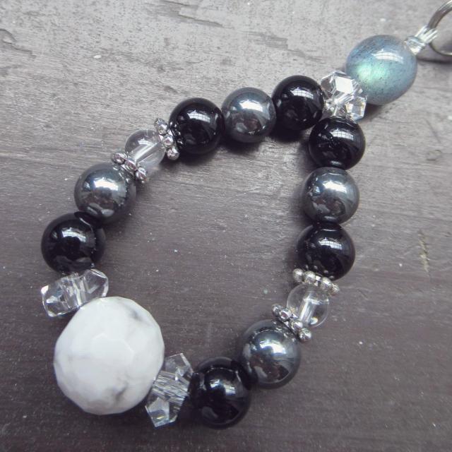 ハウライトxラブラドライトxオニキスストラップ 天然石 < 家電/AV ハウライトxラブラドライトxオニキスストラップ 天然石 < 家電/AVの