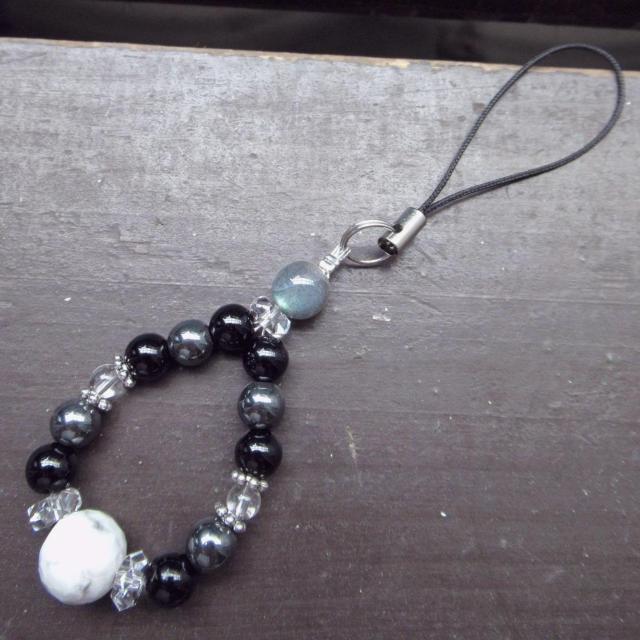 ハウライトxラブラドライトxオニキスストラップ 天然石 < 家電/AV ハウライトxラブラドライトxオニキスストラップ 天然石 < 家電/AVの