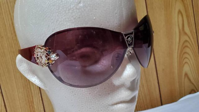 正規 限定 ショパール リミテッドエディション サングラス エンブレムロゴ×マルチストーン ラグジュアリーアイウェア < ブランド  正規 限定 ショパール リミテッドエディション サングラス エンブレムロゴ×マルチストーン ラグジュアリーアイウェア < ブランドの