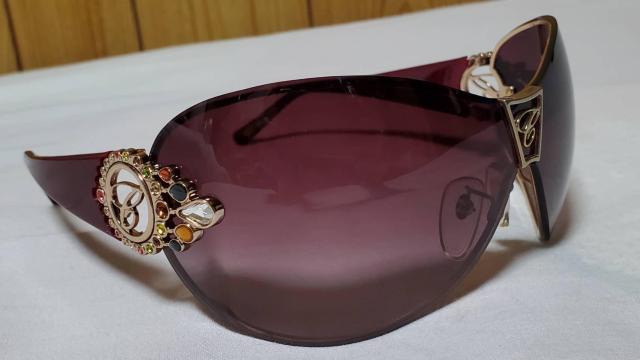 正規 限定 ショパール リミテッドエディション サングラス エンブレムロゴ×マルチストーン ラグジュアリーアイウェア < ブランド  正規 限定 ショパール リミテッドエディション サングラス エンブレムロゴ×マルチストーン ラグジュアリーアイウェア < ブランドの