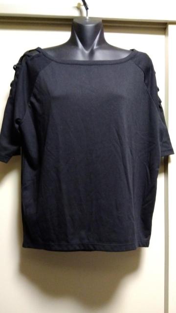 ☆アズールバイマウジー肩見せカットソー☆新品タグ付きS < 女性ファッション ☆アズールバイマウジー肩見せカットソー☆新品タグ付きS < 女性ファッションの