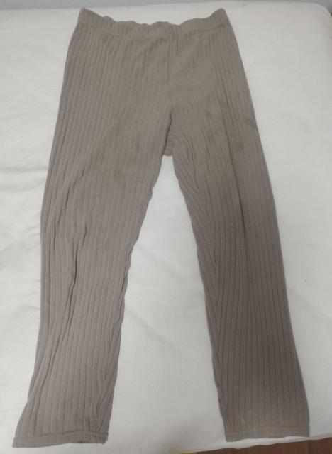 ベージュ たてうねニットパンツ 難有り < 女性ファッション  ベージュ たてうねニットパンツ 難有り  < 女性ファッションの