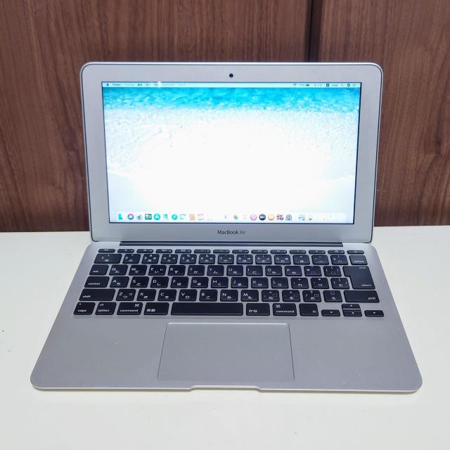 Apple MacBook Air Corei5 4GB SSD256GB Wi-Fi WebJ OS Catalina  PC{/Ӌ@ 