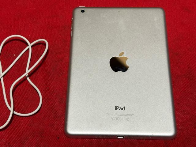 Apple iPad mini 2バージョン12.5.7動作品1795-01-7 < PC本体/周辺機器 Apple iPad mini 2バージョン12.5.7動作品1795-01-7 < PC本体/周辺機器の