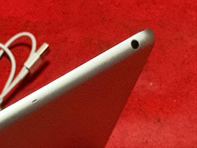 Apple iPad mini 2バージョン12.5.7動作品1795-01-7 < PC本体/周辺機器 Apple iPad mini 2バージョン12.5.7動作品1795-01-7 < PC本体/周辺機器の