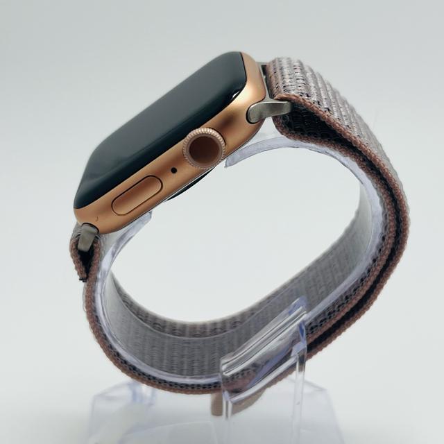 Apple Watch series5 44mm �S�[���h�@�{�� �� �����A�N�Z�T���[/���v�� 