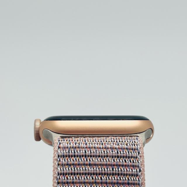 Apple Watch series5 44mm �S�[���h�@�{�� �� �����A�N�Z�T���[/���v�� 