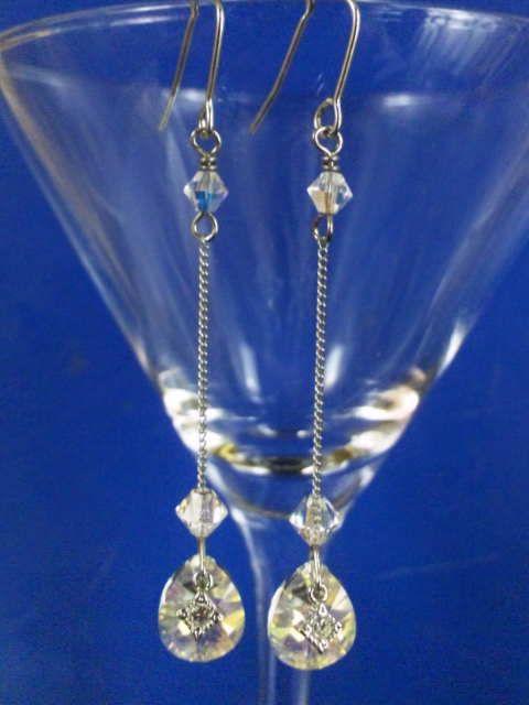 ハンドメイド★チャーム付きスワロビーズ使用ロングピアス★ < 女性アクセサリー/時計  ハンドメイド★チャーム付きスワロビーズ使用ロングピアス★ < 女性アクセサリー/時計の