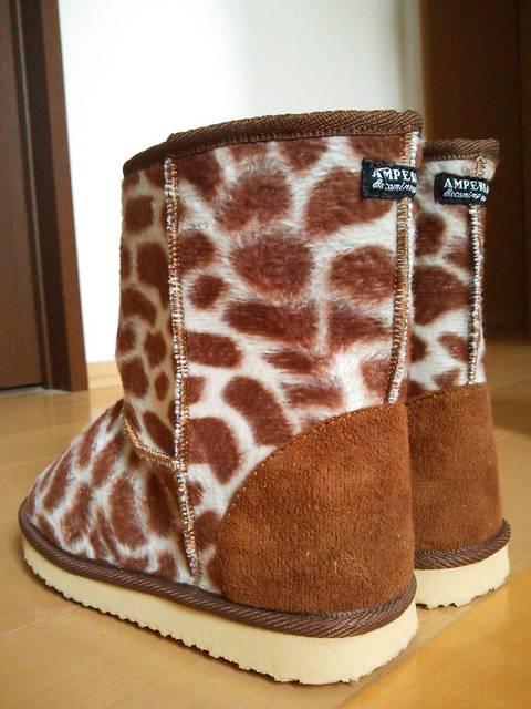 ViLu[c20pAMPERSAND   uh 