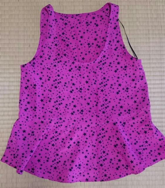 ピンク 黒 星柄 キャミソール 袖無しチュニック タンクトップ < 女性ファッション  ピンク 黒 星柄 キャミソール 袖無しチュニック タンクトップ < 女性ファッションの