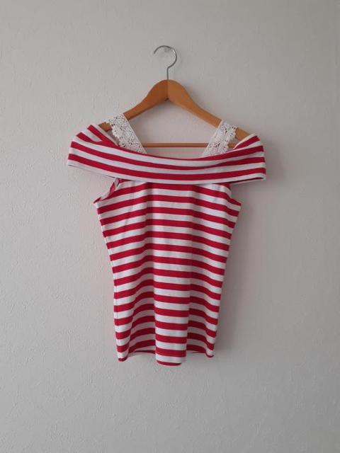 COLZA◆レッド×ホワイト ボーダー レース オフショルダー カットソー M < ブランド  COLZA◆レッド×ホワイト ボーダー レース オフショルダー カットソー M  < ブランドの