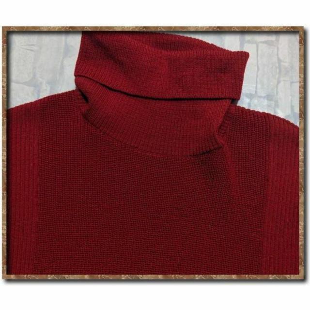 K.T キヨコタカセ 切替タートルニット 赤 < 女性ファッション  K.T キヨコタカセ 切替タートルニット 赤 < 女性ファッションの