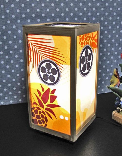 家紋の宿り木=「丸に梅鉢」/至福の灯火・夢明かりランプシエード/LED・檜枠造・フイルム加工・軽量/ < 家電/AV  家紋の宿り木=「丸に梅鉢」/至福の灯火・夢明かりランプシエード/LED・檜枠造・フイルム加工・軽量/ < 家電/AVの
