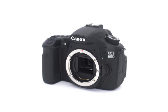 S回数わずか1023回♪Canon 60D ボディ♪ < 家電/AV  S回数わずか1023回♪Canon 60D ボディ♪ < 家電/AVの