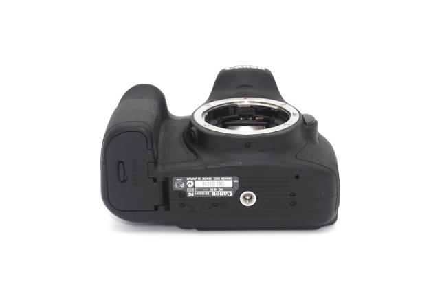 S回数わずか1023回♪Canon 60D ボディ♪ < 家電/AV  S回数わずか1023回♪Canon 60D ボディ♪ < 家電/AVの