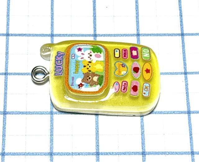 824 黄色半透明 ラブリーな携帯電話 1個 樹脂パーツ アクセサリーチャーム スマホ < ペット/手芸/園芸 824 黄色半透明 ラブリーな携帯電話 1個 樹脂パーツ アクセサリーチャーム スマホ < ペット/手芸/園芸の