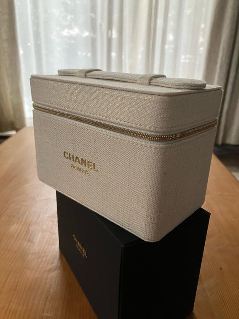 CHANEL BEAUTE �V���l�� �m�x���e�B �o�j�e�B�P�[�X �� �u�����h�� 