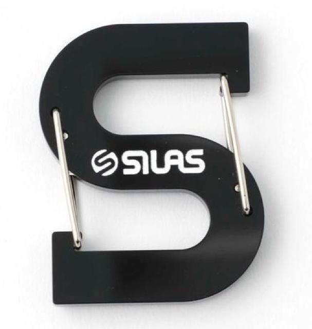 定価1,320円●SILASサイラス●S字ロゴ入りカラビナ●黒ブラック●キャンプ アウトドア 釣り < ブランド 定価1,320円●SILASサイラス●S字ロゴ入りカラビナ●黒ブラック●キャンプ アウトドア 釣り < ブランドの