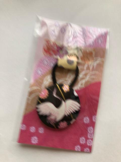 ハンドメイド ヘアゴム 特大 くるみボタン 和柄 モダン 鶴 < 女性ファッション  ハンドメイド ヘアゴム 特大 くるみボタン 和柄 モダン 鶴 < 女性ファッションの