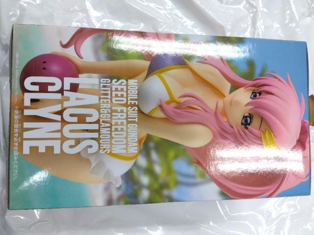 �V�i�A���J���i�@���N�X�N���C���@�t�B�M���A �� �z�r�[�� 