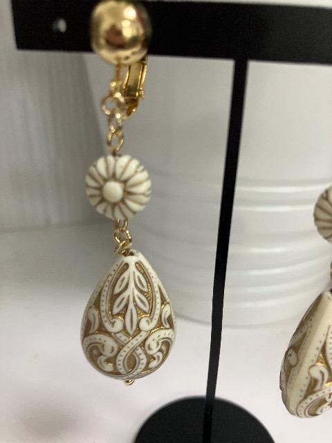 ハンドメイド ドイツ製アクリルを使用したイヤリング < 女性ファッション  ハンドメイド ドイツ製アクリルを使用したイヤリング < 女性ファッションの
