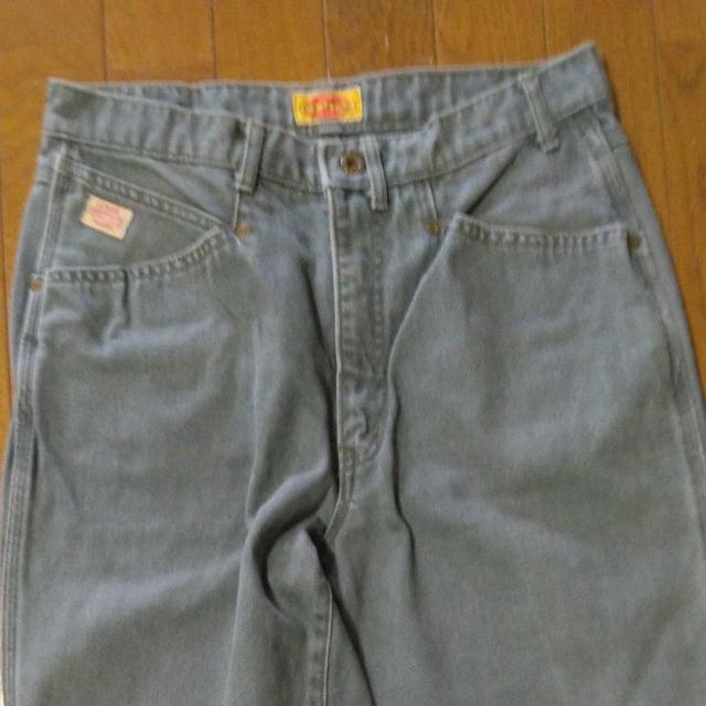 VOL53TRD ストレートジーンズ 31 < 女性ファッション  VOL53TRD ストレートジーンズ 31  < 女性ファッションの