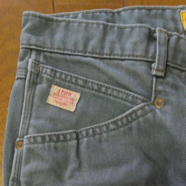 VOL53TRD ストレートジーンズ 31 < 女性ファッション  VOL53TRD ストレートジーンズ 31 < 女性ファッションの