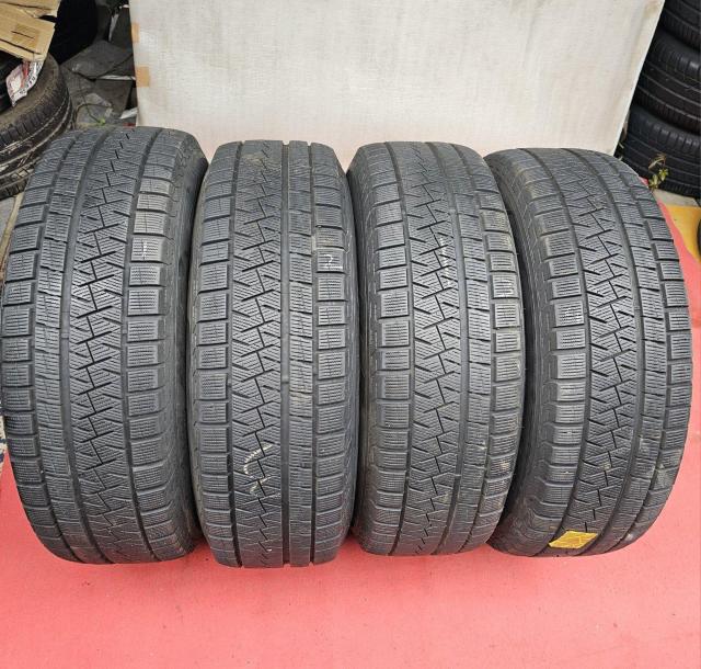 ZEPHYR社外アルミ17インチ 7J +48 114.3 スタッドレス ピレリ アイス4本セット 225/65R17 < 自動車/バイク ZEPHYR社外アルミ17インチ 7J +48 114.3 スタッドレス ピレリ アイス4本セット 225/65R17 < 自動車/バイク
