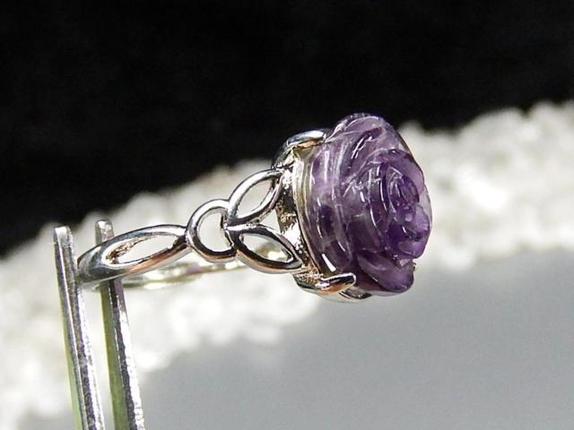 アメジストバラ手彫り指輪リングウサギAAA天然石約12.5号U3-07 < 女性アクセサリー/時計  アメジストバラ手彫り指輪リングウサギAAA天然石約12.5号U3-07 < 女性アクセサリー/時計の