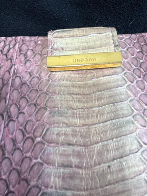 ??MIU MIUJCCz𑗗2,000~Ł  uh 