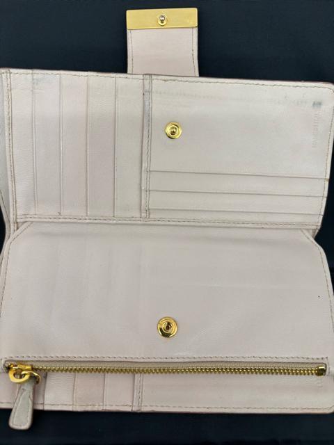 ??MIU MIUJCCz𑗗2,000~Ł  uh 