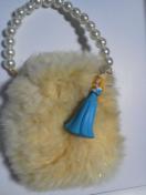 ディズニー眠れぬ森の美女 ポーチ 非売品 新品