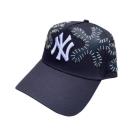 Hand sewing custom leather cap�i�t���[�T�C�Y