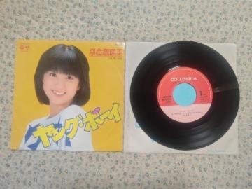 シングルレコード  河合奈保子 '80/8 ヤングボーイ C/W  青い視線